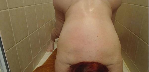  Pawg Marcy Diamond in the shower shaking and anal squirting